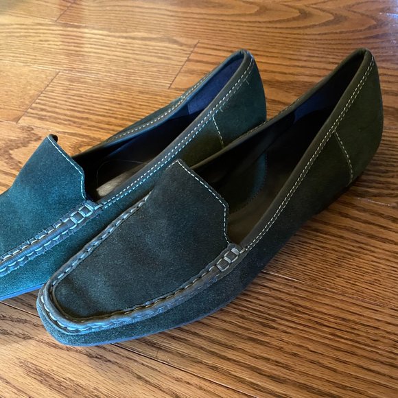 Eddie Bauer Green Suede Loafers Size 10 - Picture 5 of 6